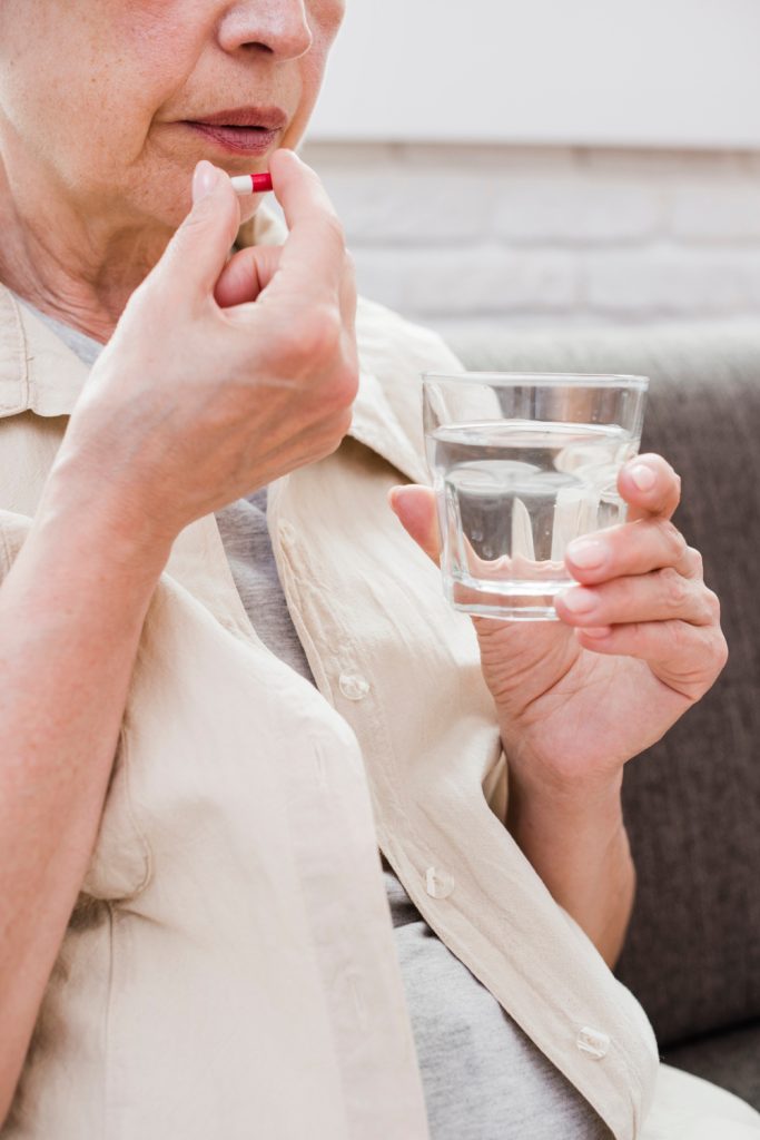 Que água você usa para tomar seus remédios e suplementos?